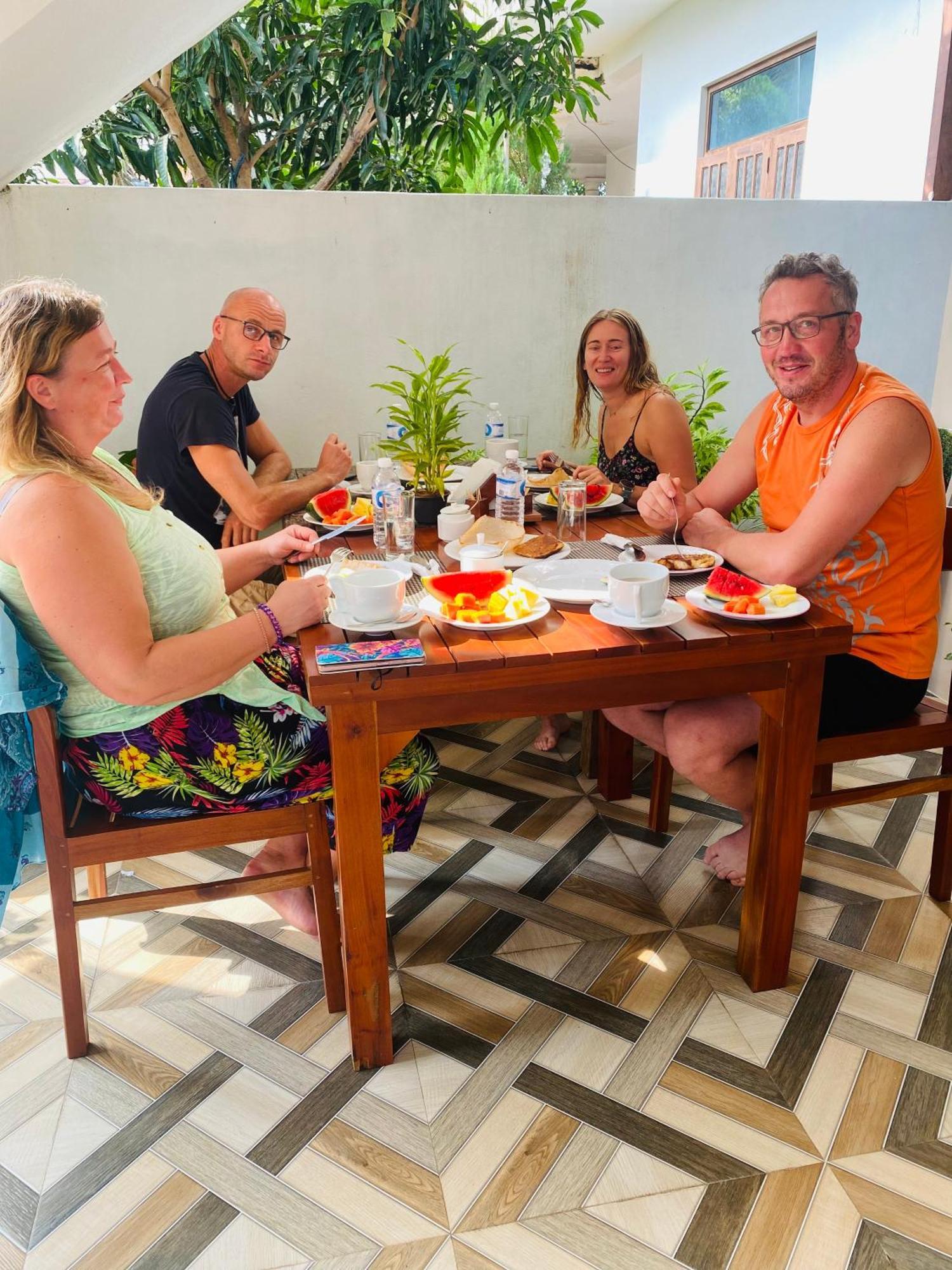 נגומבו Mario Family Villa And Restaurant מראה חיצוני תמונה